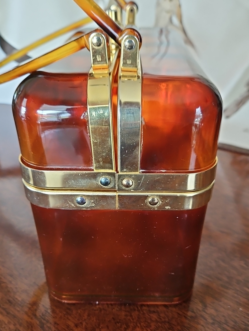Vintage 1970s French Tortoiseshell Lucite Trunk Purse Amber/Brown - Gold Trim - Picture 3 of 16